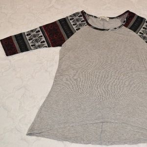 Grey Patterned 3/4 Sleeve